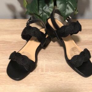 Easy Street Black Dress Shoes